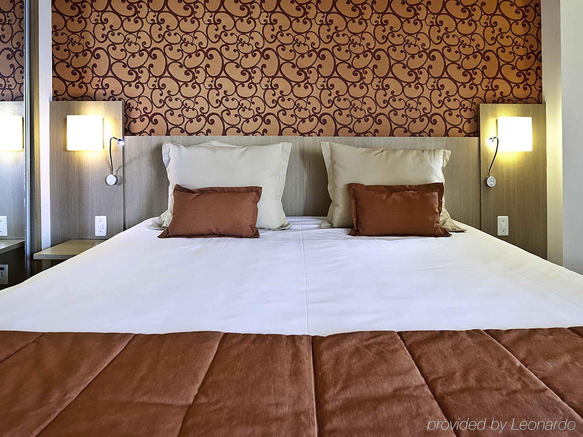 Mercure Santos Luaran gambar