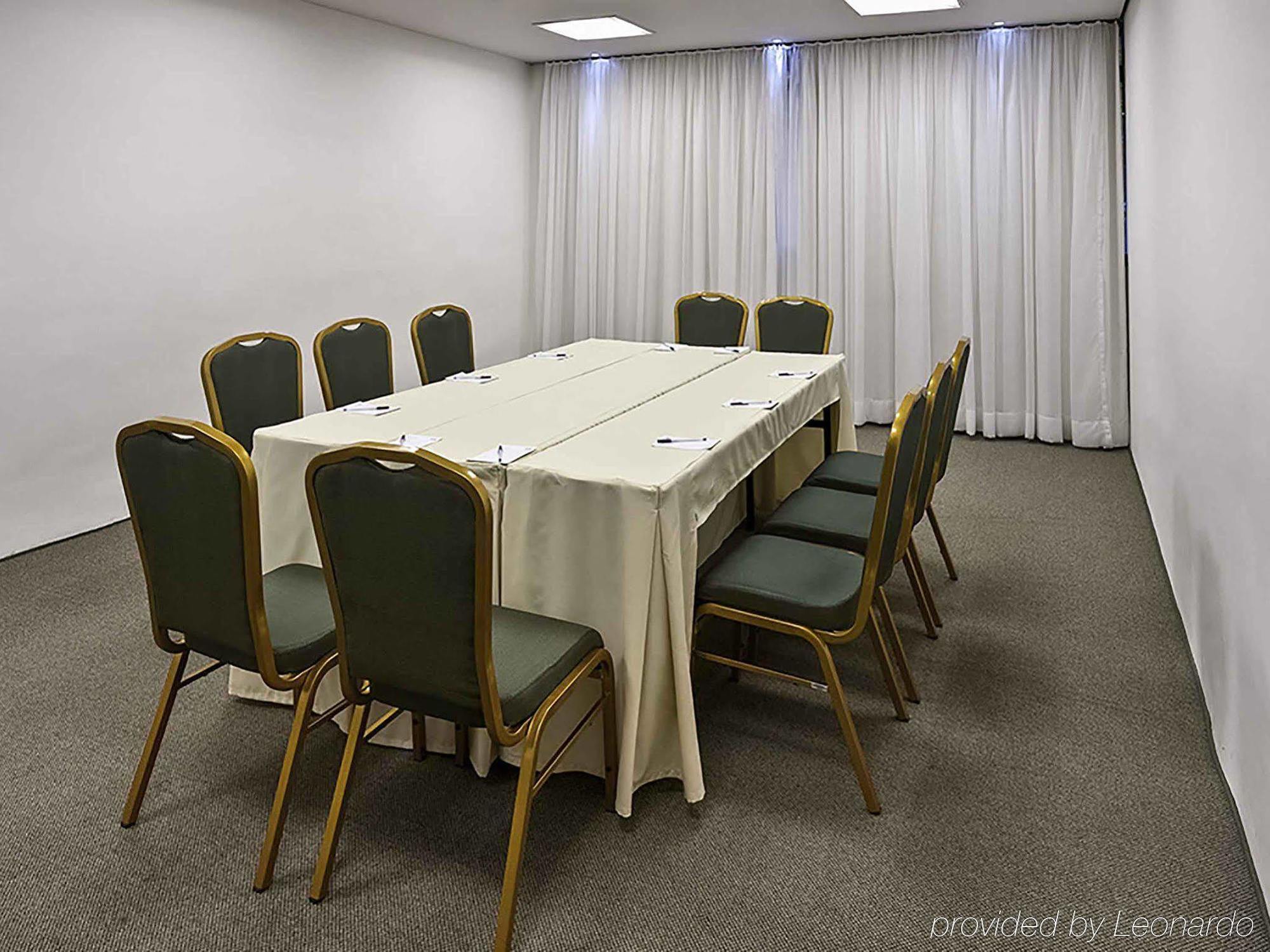 Mercure Santos Luaran gambar