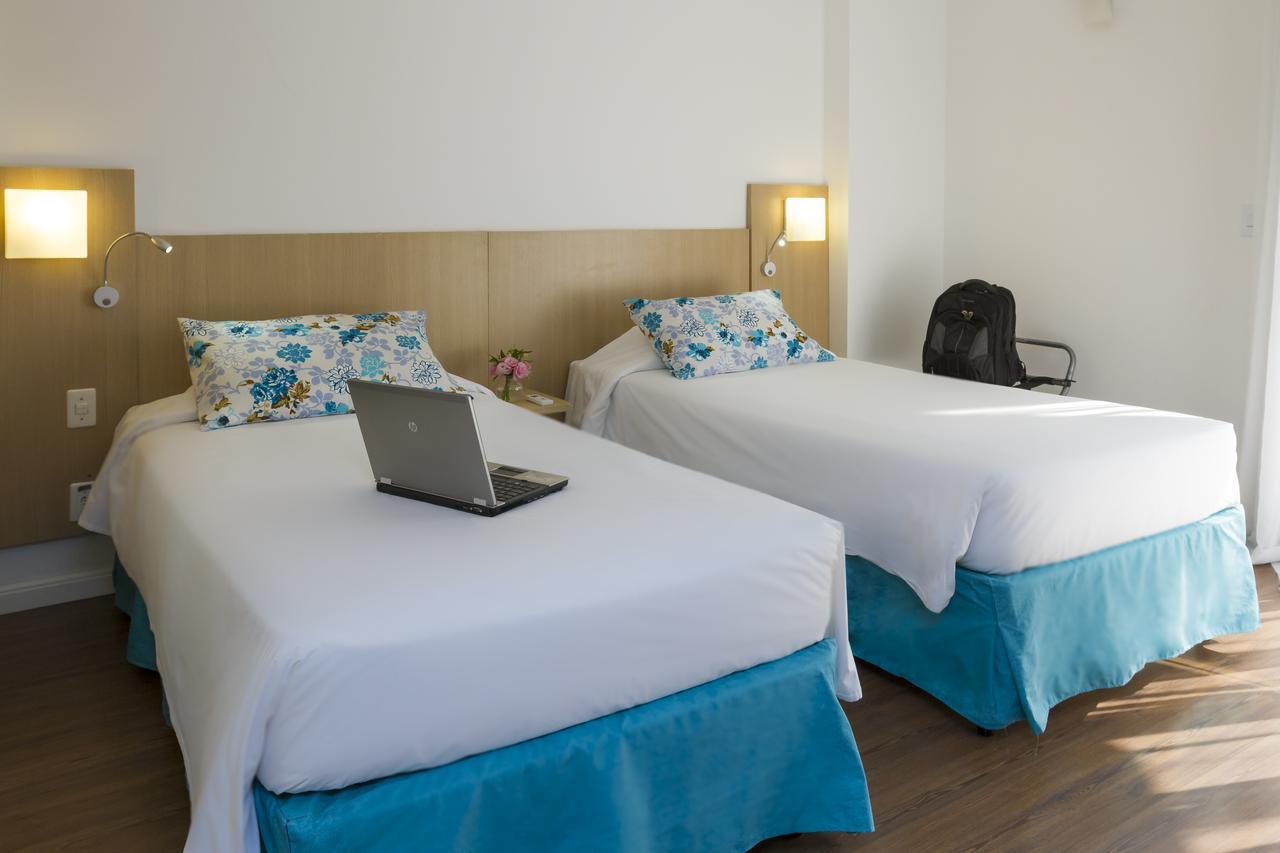 Mercure Santos Bilik gambar