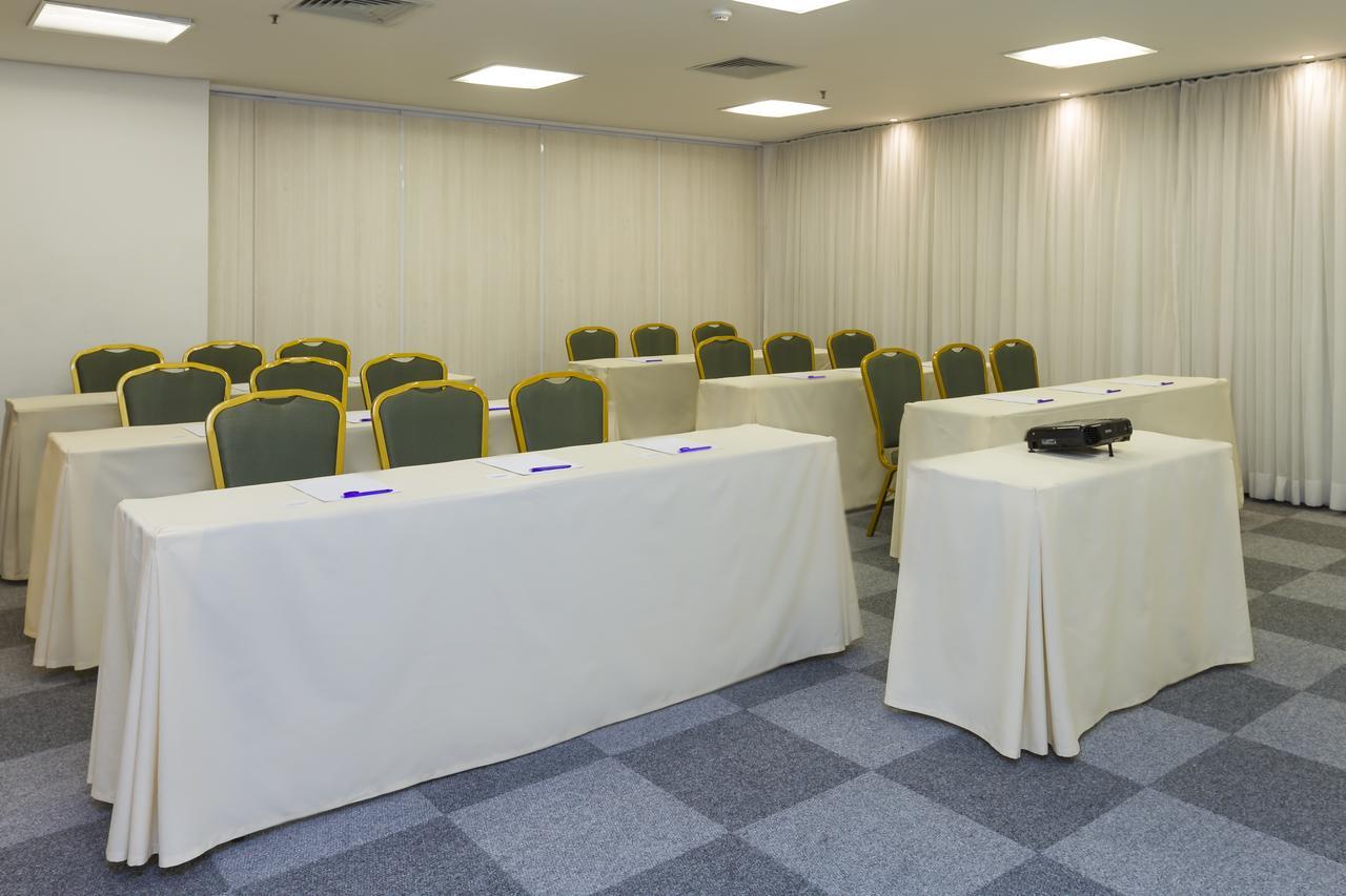 Mercure Santos Luaran gambar