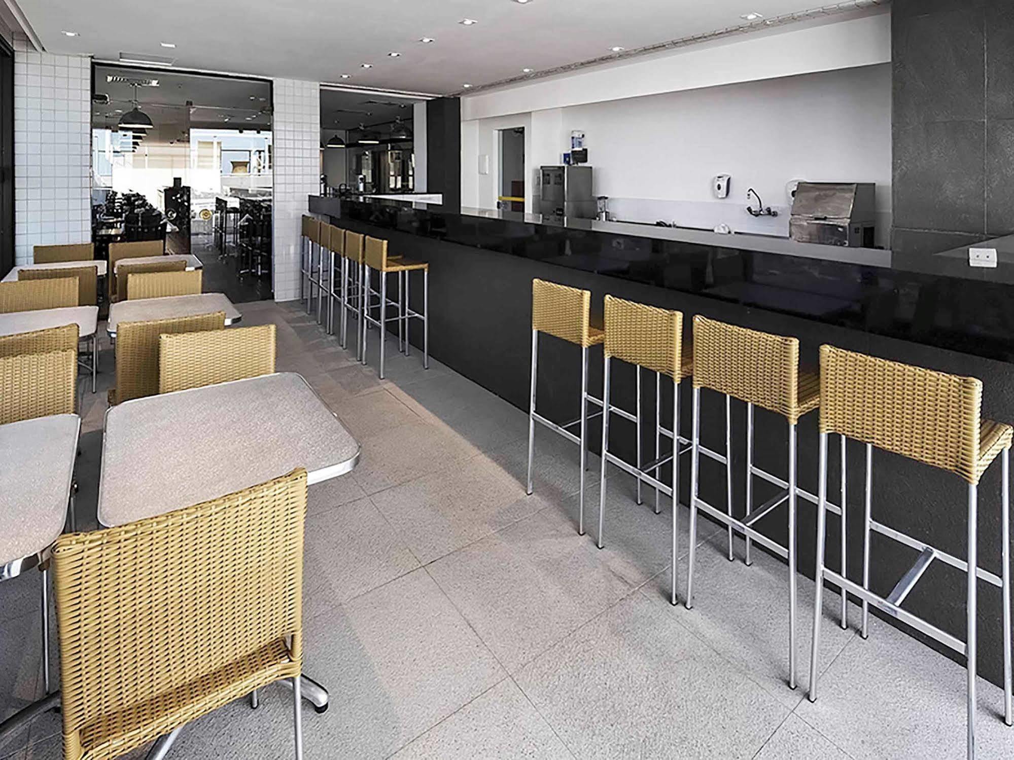 Mercure Santos Luaran gambar