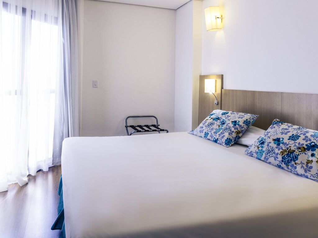 Mercure Santos Luaran gambar